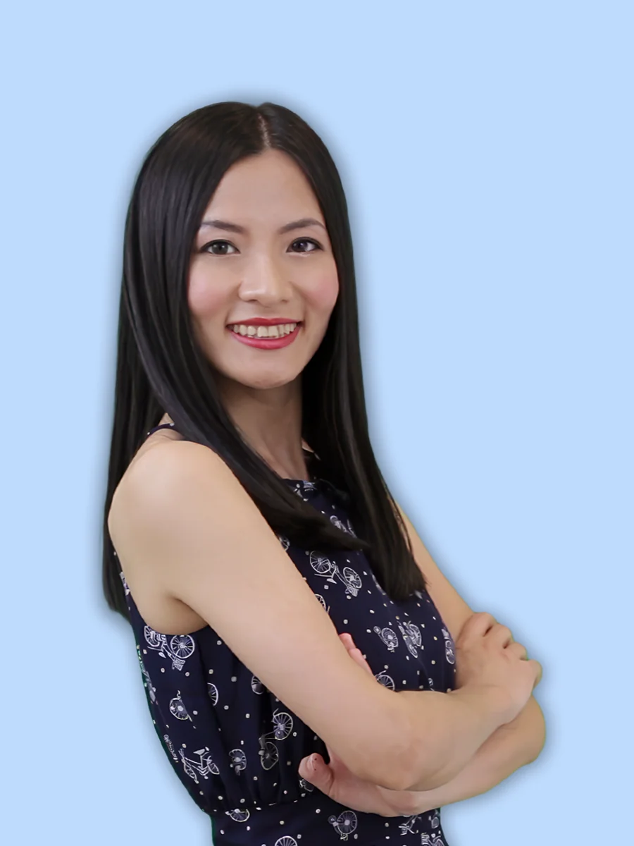 Lili Hao, Chinese linguistics master's graduate and certified HSK examiner